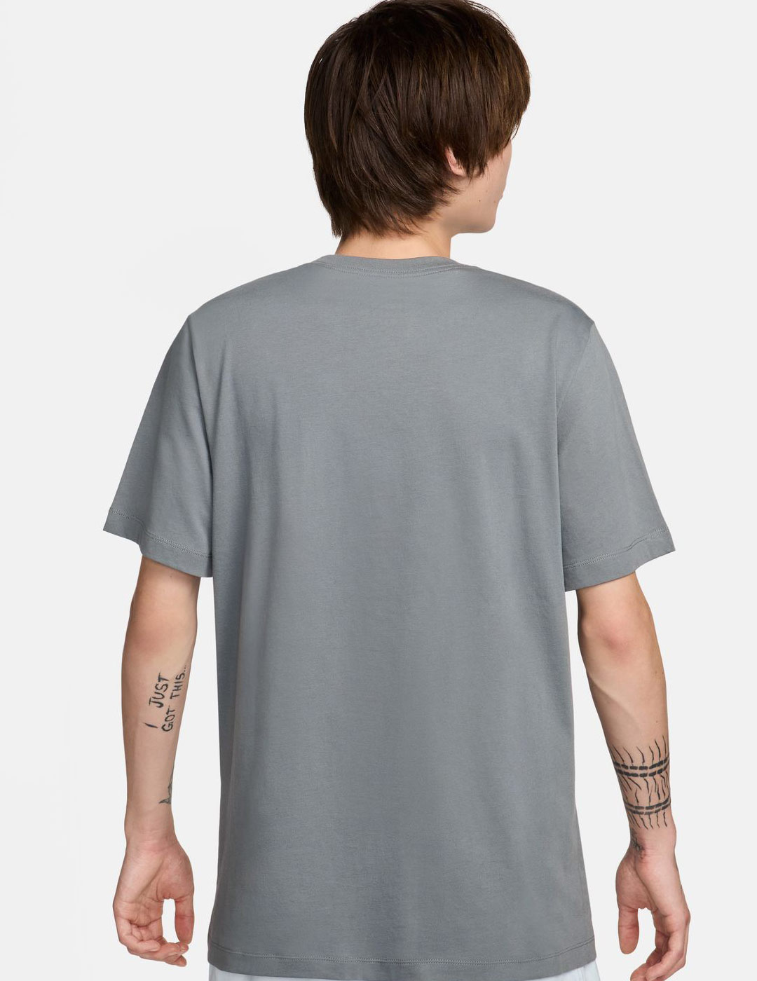 camiseta hombre nike manga corta SPORTSWEAR, gris