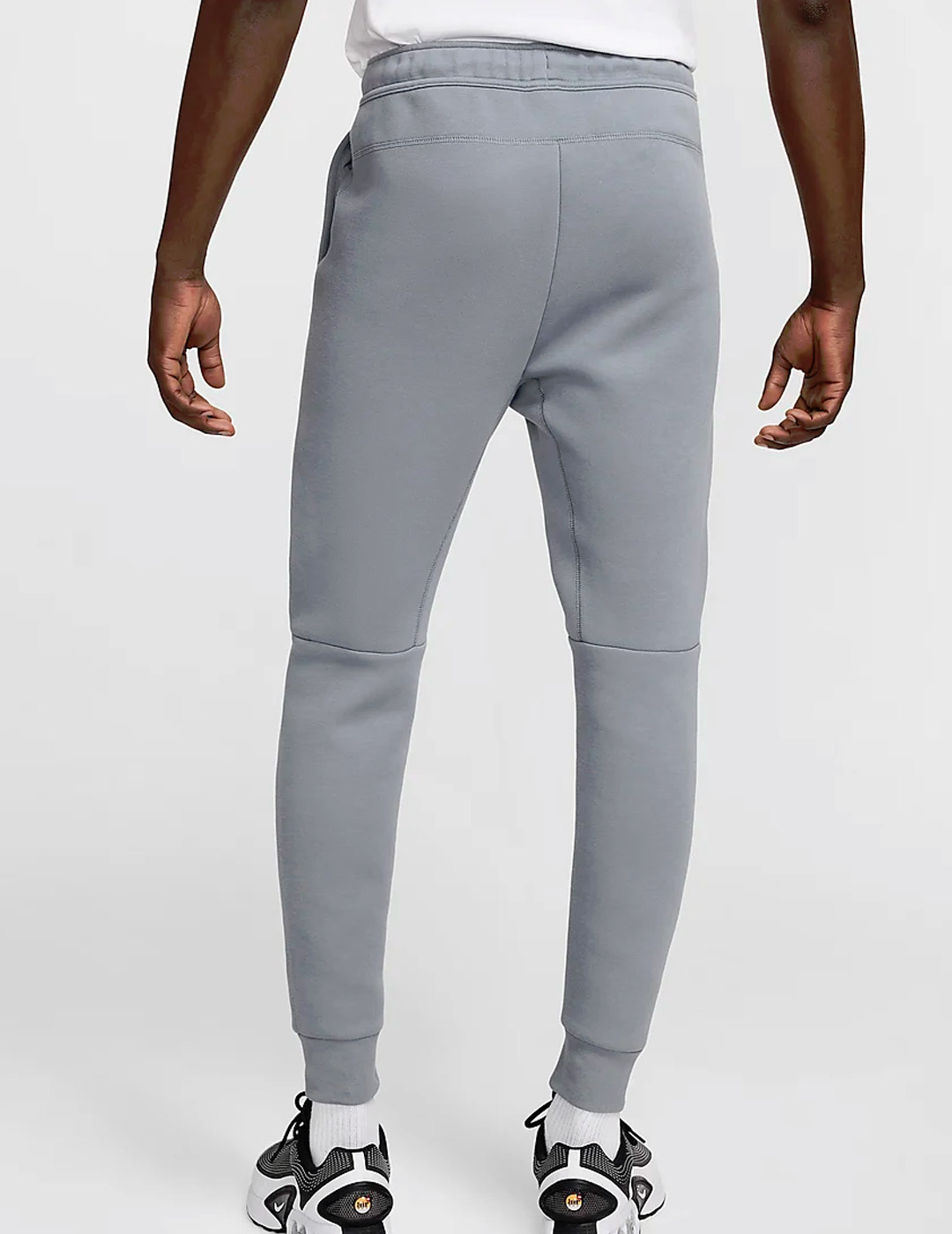 pantalón largo hombre nike  TECH FLEECE , gris