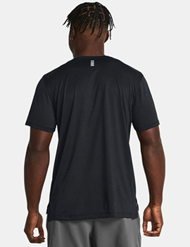 camiseta técnica manga corta hombre under armour  LAUNCH, negro