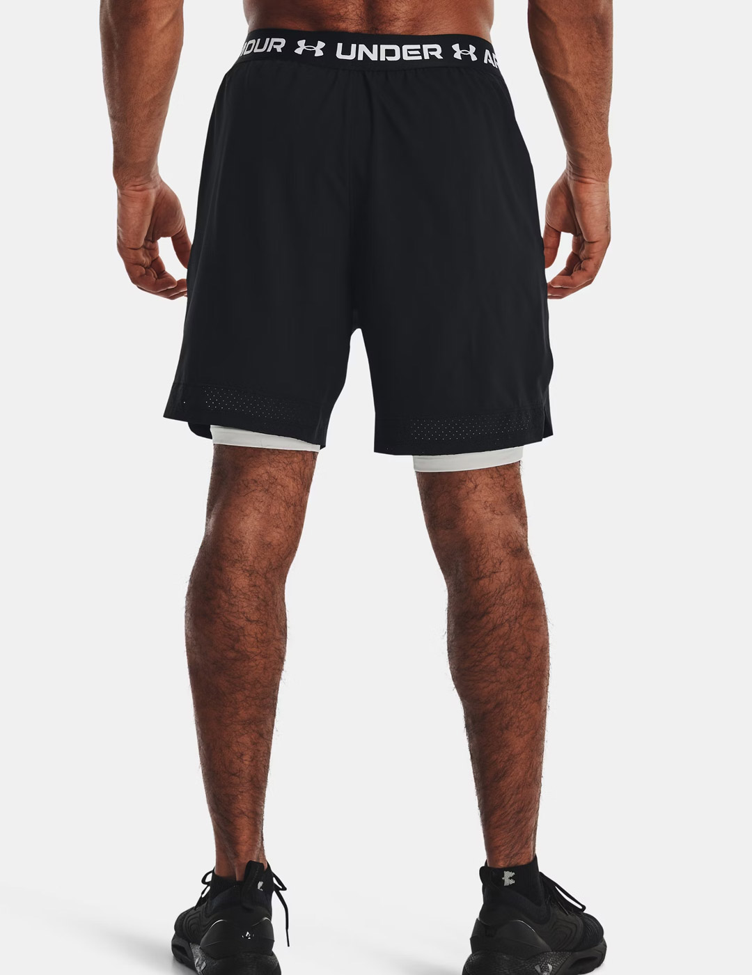 short tranning hombre under armour VANISH WOVEN 2IN1,negro/blanco