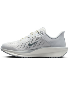 zapatilla running mujer nike QUEST 6 , blanco/plata