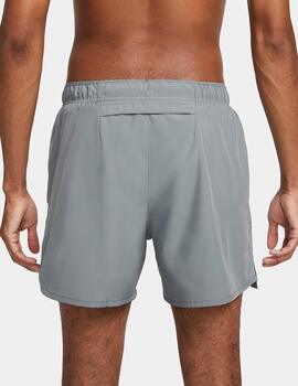 short hombre nike  CHALLENGER MEN'S DRI-FIT 5" gris