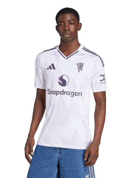 Gallery 1753969940033 ji7423 3 apparel on model standard view white