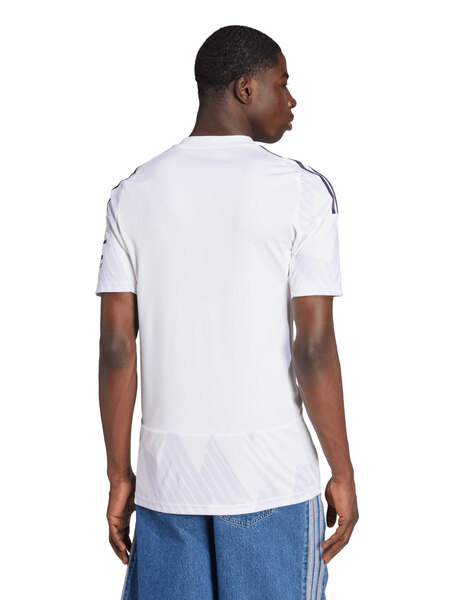 Gallery 1753969942134 ji7423 4 apparel on model back view white