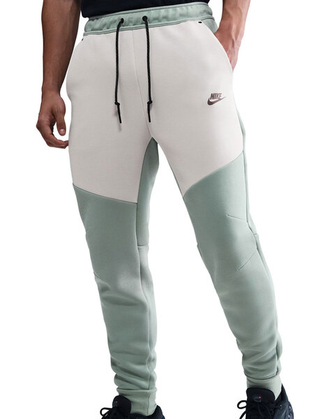 Gallery 1754456480502 aurora hv0959 020 phsym002 1500