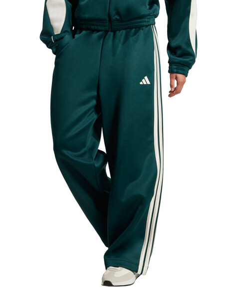 Gallery 1756991929036 jw0529 2 apparel on model standard view white