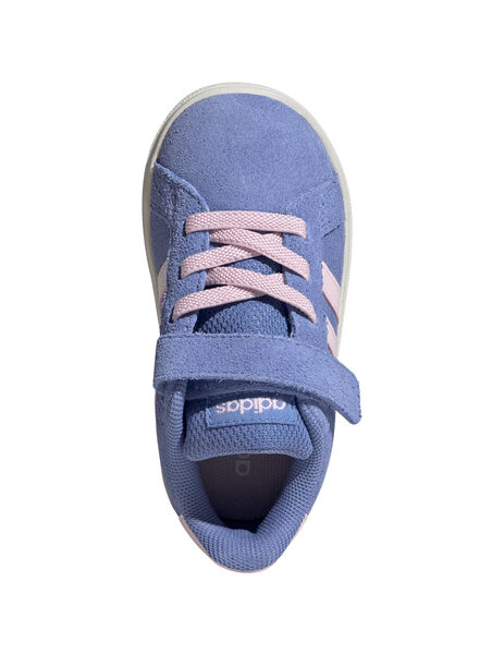 Gallery 1756996558780 jr2230 3 footwear photography top portrait view white