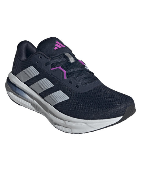 Gallery 1757000988234 jq2621 6 footwear photography front lateral top view white