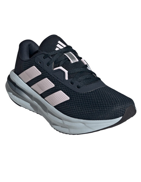 Gallery 1757002530925 jq2604 6 footwear photography front lateral top view white