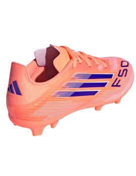 bota de fútbol adidas F50 LEAGUE FG/MG Junior, coral/azul