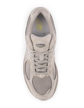 zapatilla New Balance hombre 2002R, marrón