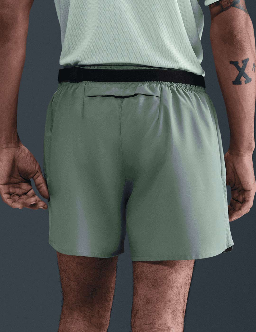 short nike  CHALLENGER MEN'S DRI-FIT 5", verde