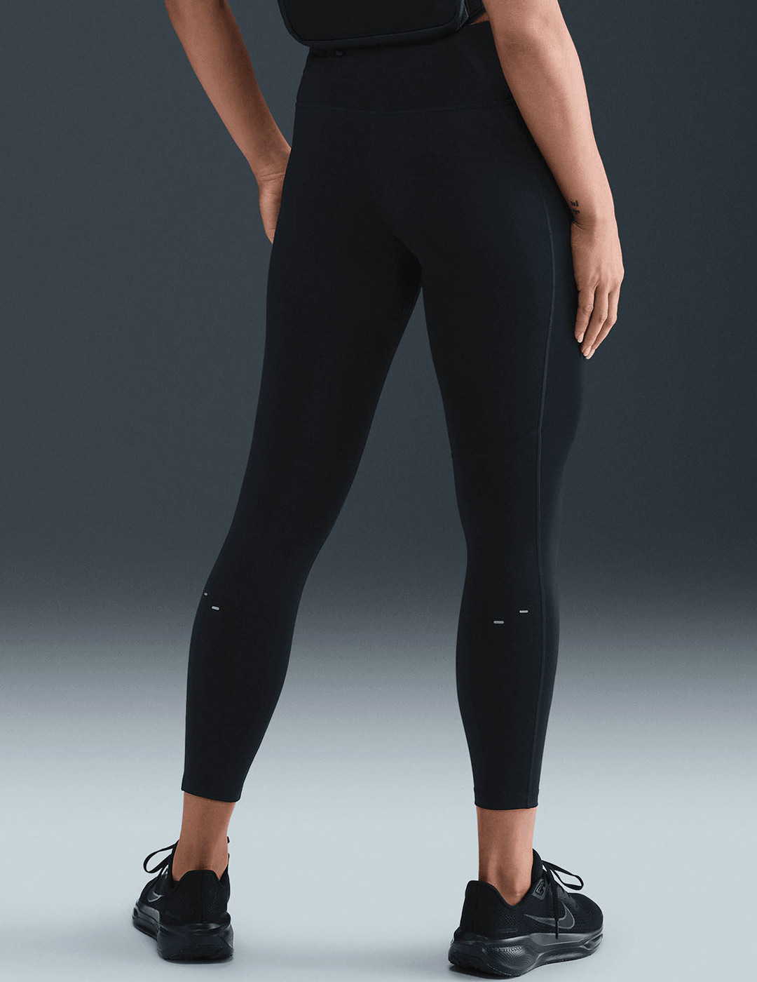 malla nike mujer TEMPO SWOOSH RUN , negro