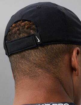 gorra nike DRI-FIT ADV CLUB, negro/blanco