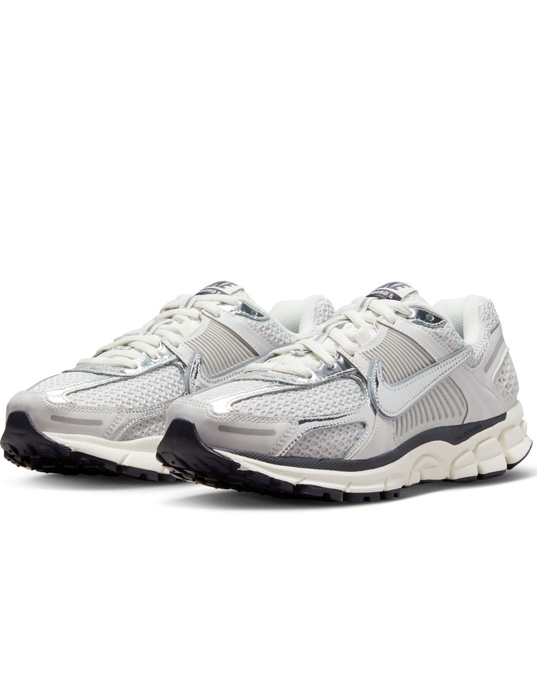 zapatilla mujer nike  ZOOM VOMERO 5, blanco/negro/plata