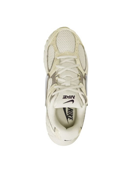 zapatilla nike mujer  V5 RNR SE, beige
