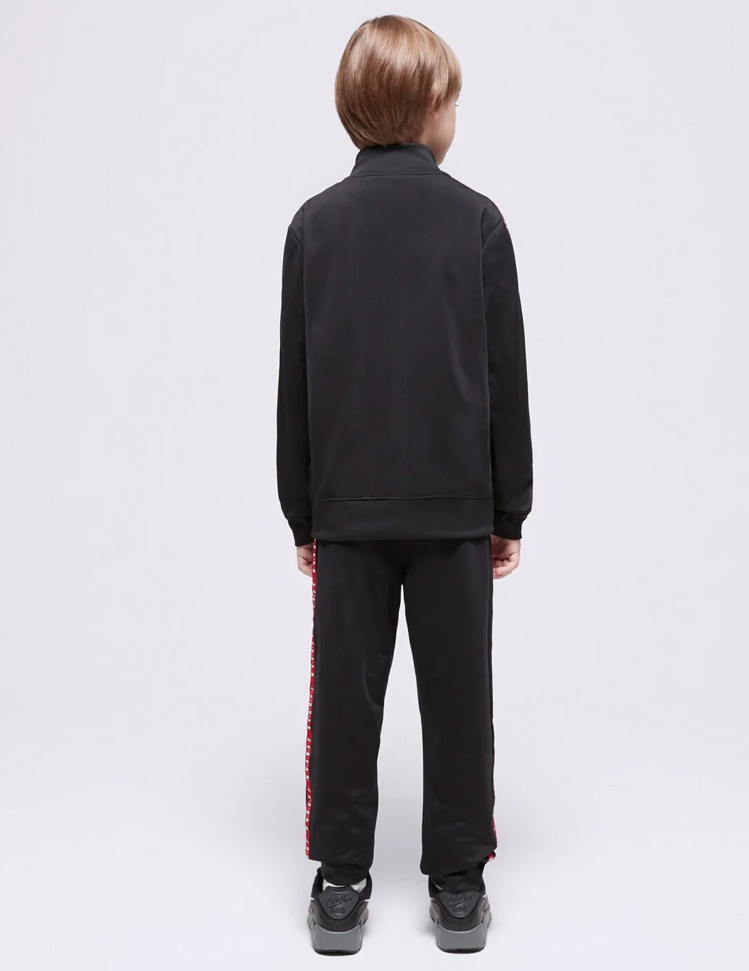 chandal Jordan junior, negro