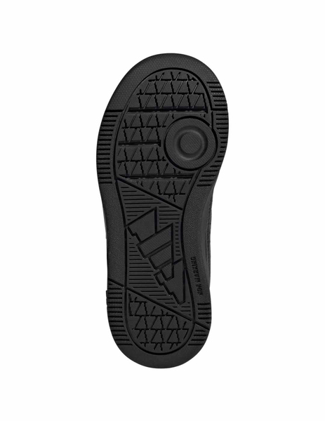Gallery 1784878646056 jq1861 4 footwear photography bottom view white