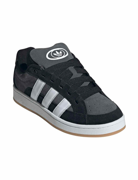 Gallery 1790921677256 jr2462 6 footwear photography front lateral top view white