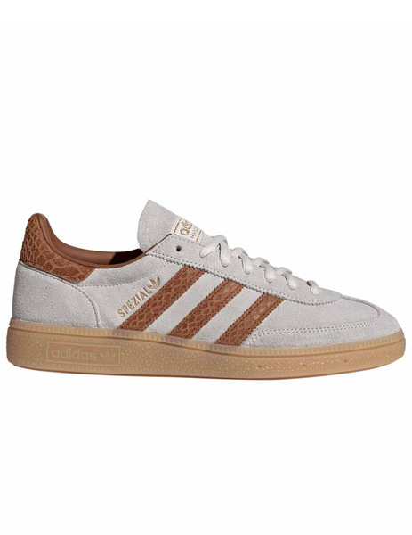Gallery 1791266300933 ih1511 1 footwear photography side lateral center view white