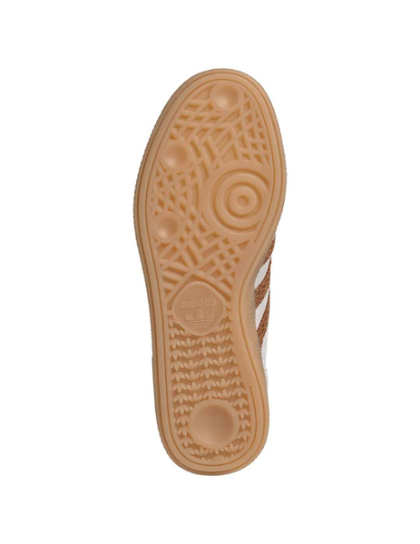 Gallery 1791266304005 ih1511 4 footwear photography bottom view white